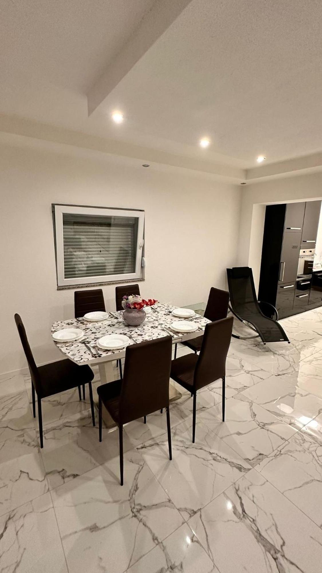 E&m Villa Bihać