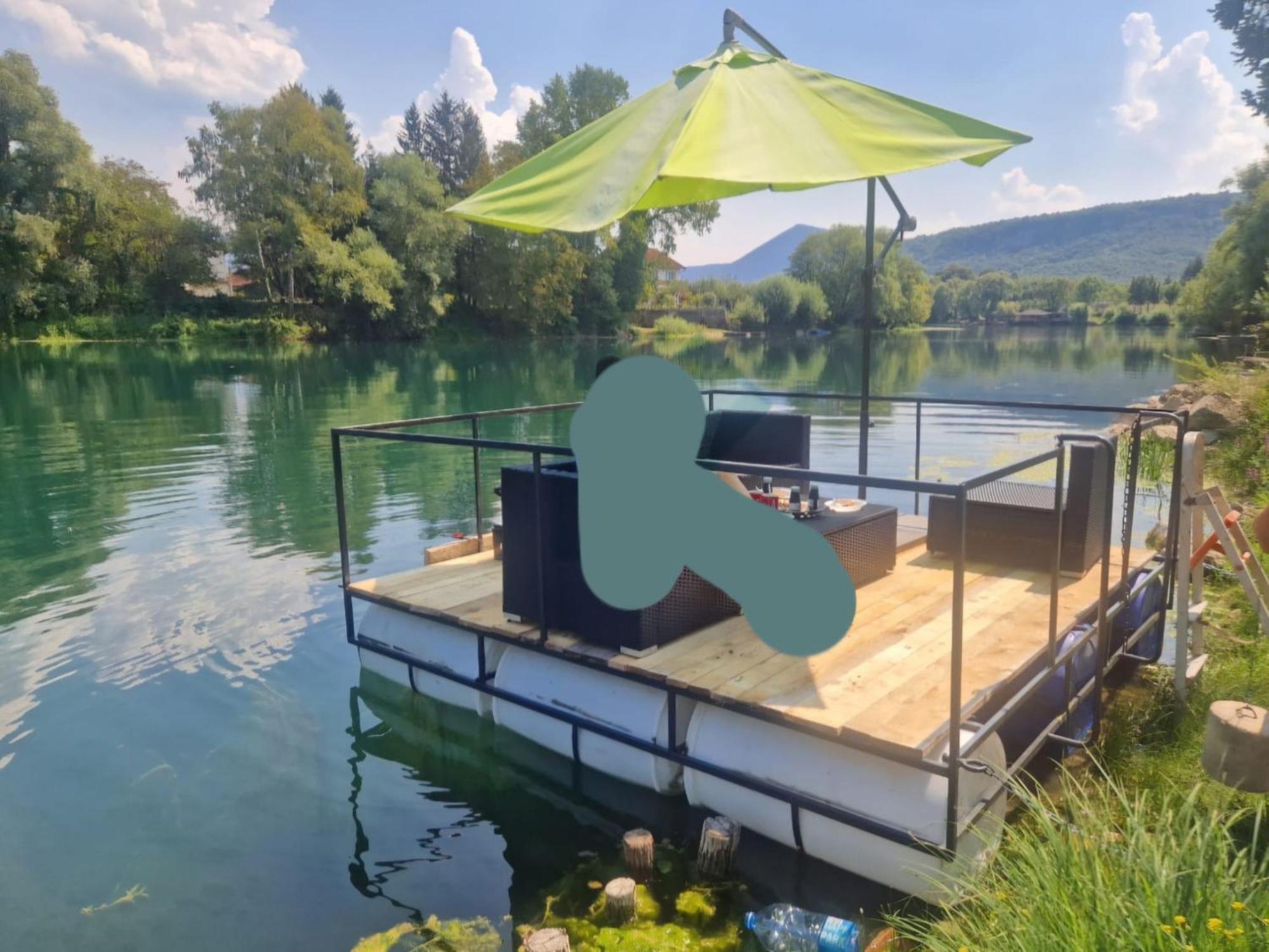 E&m Villa *